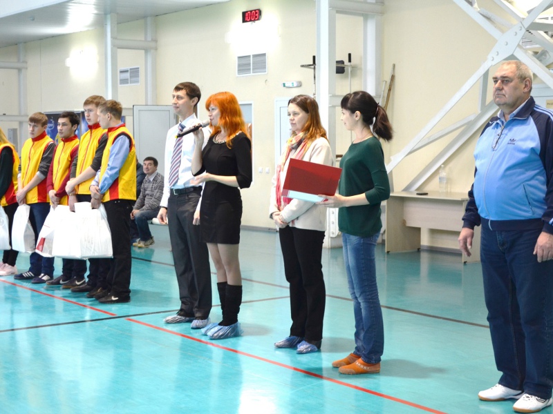 Фото 1. 19 декабря в спортивном комплексе «Спартак» состоялся открытый турнир по бочча среди семейных команд. Фото 1. 19 декабря в спортивном комплексе «Спартак» состоялся открытый турнир по бочча среди семейных команд.