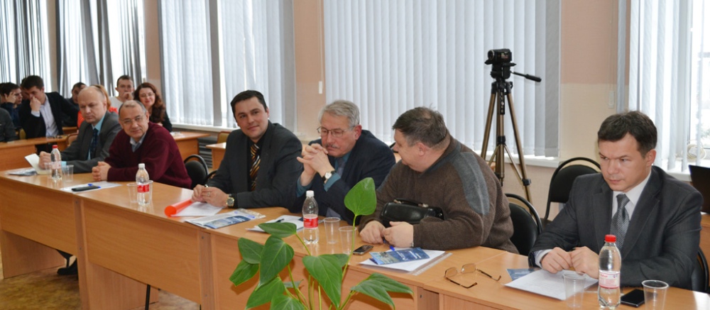 Фото 1. Участники круглого стола Фото 1. Участники круглого стола