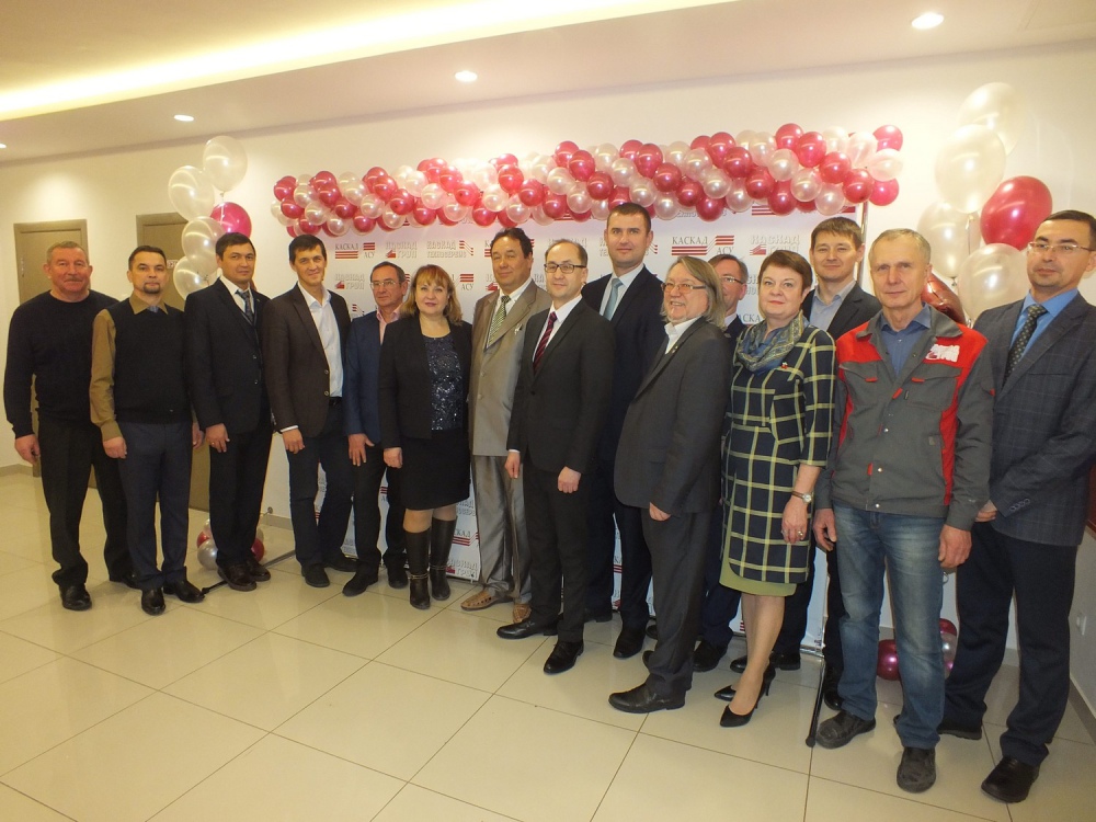 Фото 1. Пришли наши уважаемые партнеры и друзья