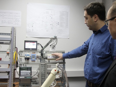 Фото 4. Торжественная встреча партнеров в день Юбилея