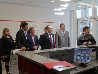 Фото 6. Торжественная встреча партнеров в день Юбилея