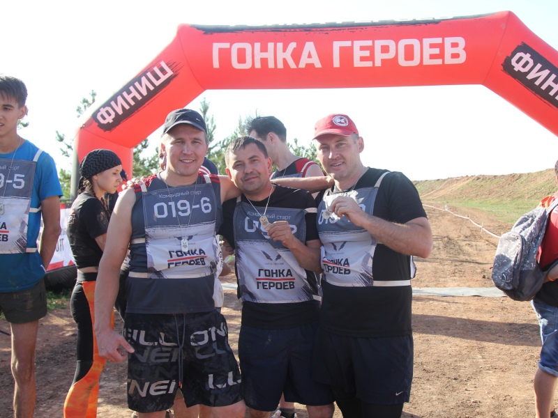 Фото 6. Спортивные приключения героев Каскад-ГРУП