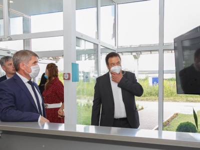 Фото 1. Визит врио Главы Чувашской Республики Олега Николаева