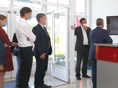 Фото 2. Визит врио Главы Чувашской Республики Олега Николаева