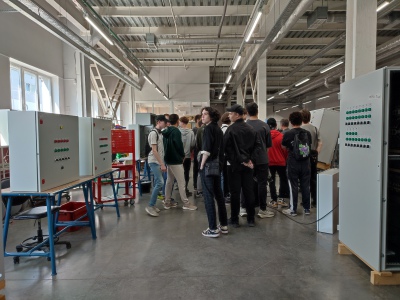 Фото 12. В Каскад-ГРУП провели экскурсию для будущих специалистов