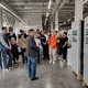 Фото 1. Руководитель департамента систем диспетчеризации Владимир Смирнов проводит экскурсию Фото 1. Руководитель департамента систем диспетчеризации Владимир Смирнов проводит экскурсию