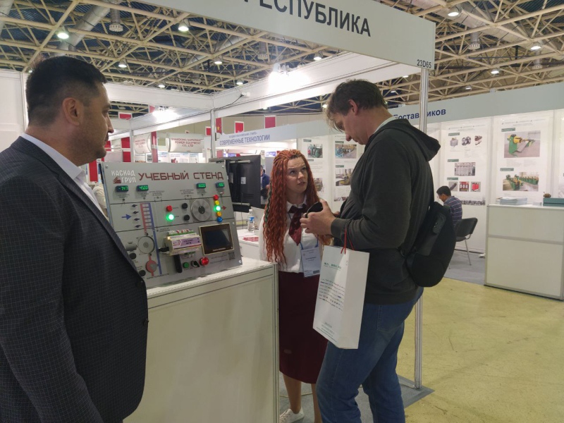 Фото 2. Стенд Каскад-АСУ открыт для посетителей на выставке «Электро-2023» Фото 2. Стенд Каскад-АСУ открыт для посетителей на выставке «Электро-2023»