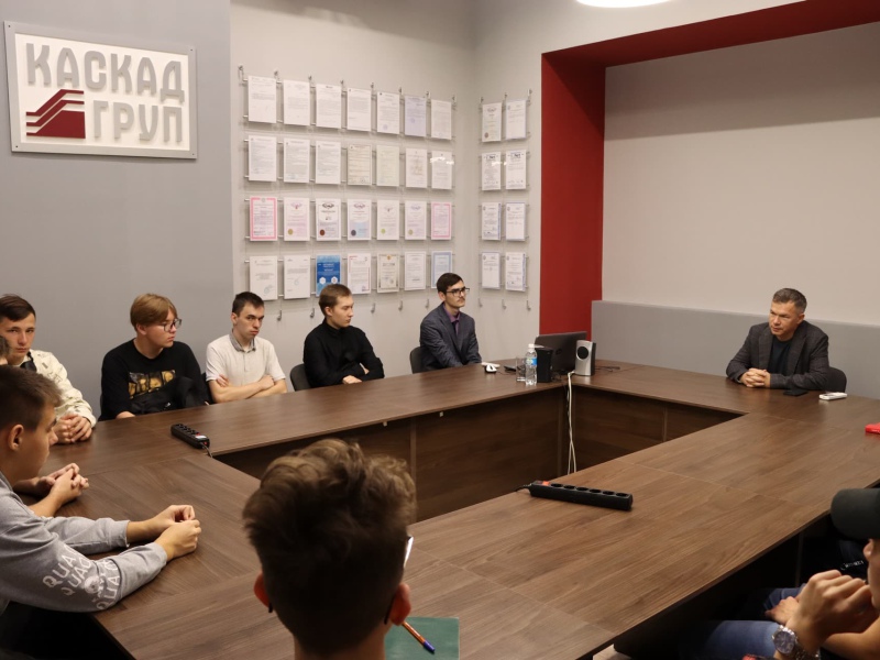 Фото 7. Для студентов Политеха провели экскурсию по производственным площадкам НПО «Каскад-ГРУП» Фото 7. Для студентов Политеха провели экскурсию по производственным площадкам НПО «Каскад-ГРУП»