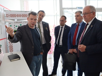 Фото 6. Налаживаем связи. Деловой визит представителей Донецкого национального технического университета Фото 6. Налаживаем связи. Деловой визит представителей Донецкого национального технического университета
