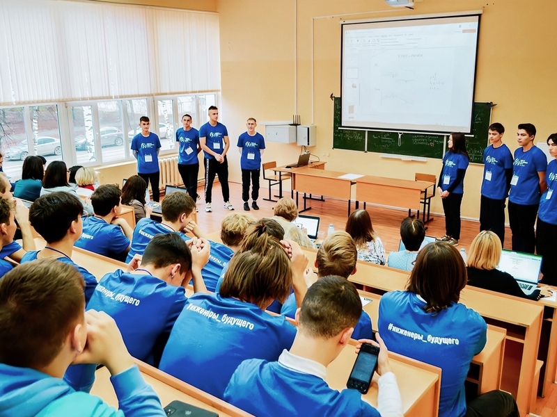 Фото 5. В Чувашском госуниверситете прошел Фестиваль технологий будущего Фото 5. В Чувашском госуниверситете прошел Фестиваль технологий будущего