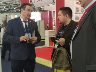 Фото 1. ЭЛЕКТРО-2025: Каскад-ГРУП представляет runtime SCADA-системы «КАСКАД» для операционной системы Linux