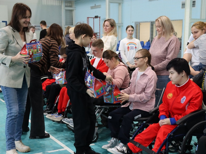 Фото 5. «Чтобы загорались детские глаза!» – НПО «Каскад-ГРУП» подарил праздник юным спортсменам