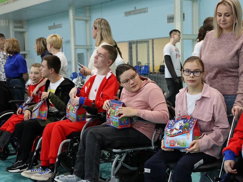 Фото 6. «Чтобы загорались детские глаза!» – НПО «Каскад-ГРУП» подарил праздник юным спортсменам