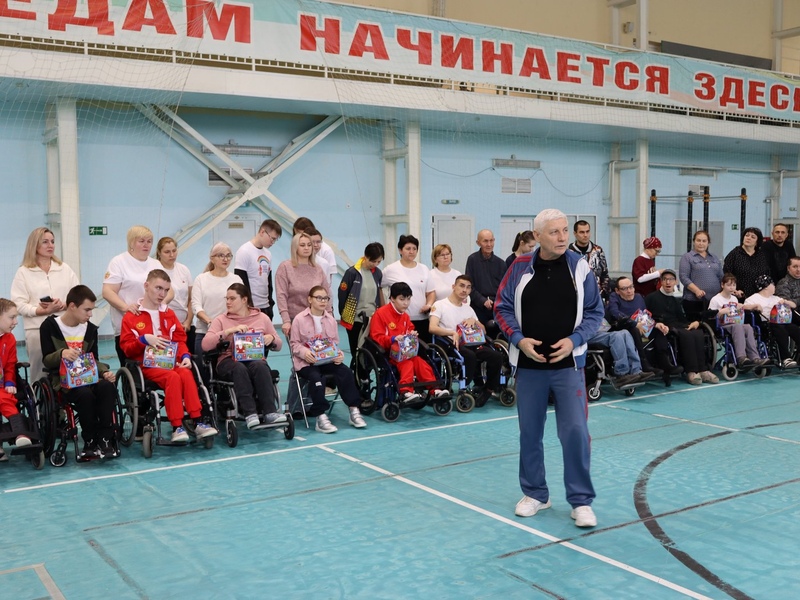 Фото 2. «Чтобы загорались детские глаза!» – НПО «Каскад-ГРУП» подарил праздник юным спортсменам