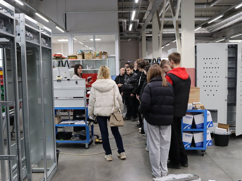 Фото 4. В НПО «Каскад-ГРУП» провели экскурсию для студентов НХМТ
